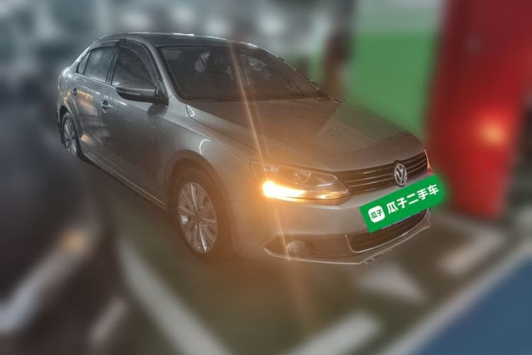 Used Volkswagen Sagitar 2014 Revised Version 1.6L Automatic Comfort Edition Front Right 45 Deg