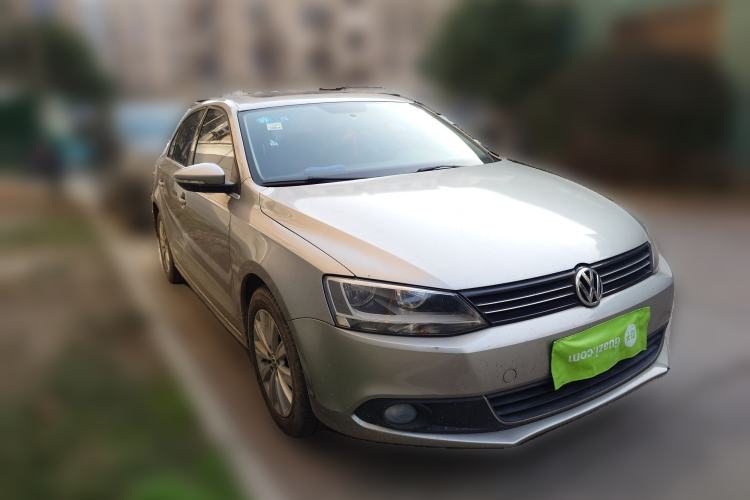 Used Volkswagen Sagitar 2014 1.6L Automatic Comfort Model Front Right 45 Deg