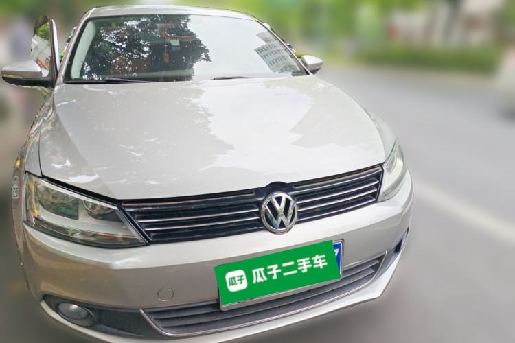 Used Volkswagen Sagitar 2014 Revised Version 1.6L Automatic Comfort Edition Front Right 45 Deg