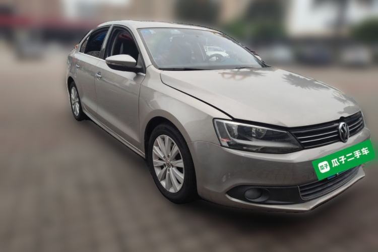 Used Volkswagen Sagitar 2014 1.6L Manual Comfort Model Front Right 45 Deg
