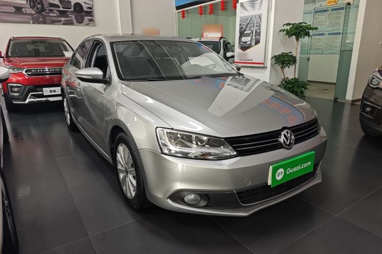 Used Volkswagen Sagitar 2014 Revised Version 1.6L Automatic Comfort Edition Front Right 45 Deg