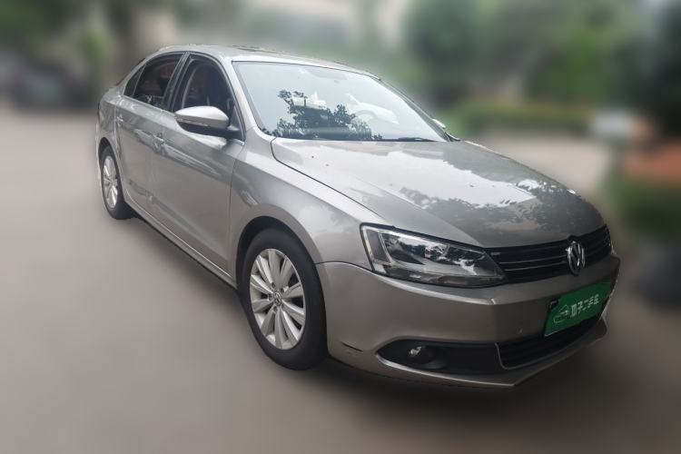 Used Volkswagen Sagitar 2014 Revised Version 1.6L Automatic Comfort Edition Front Right 45 Deg