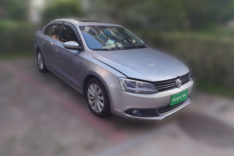 Used Volkswagen Sagitar 2014 Revised Version 1.6L Manual Comfort Edition Front Right 45 Deg