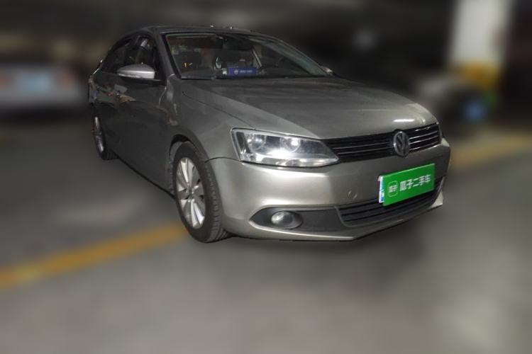 Used Volkswagen Sagitar 2014 Revised Version 1.6L Manual Comfort Edition Front Right 45 Deg