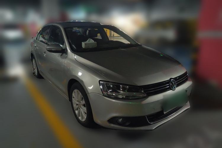 Used Volkswagen Sagitar 2014 Revised Version 1.6L Automatic Comfort Edition Front Right 45 Deg