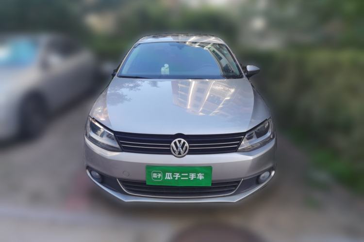 Used Volkswagen Sagitar 2014 Revised Version 1.6L Manual Comfort Edition Front