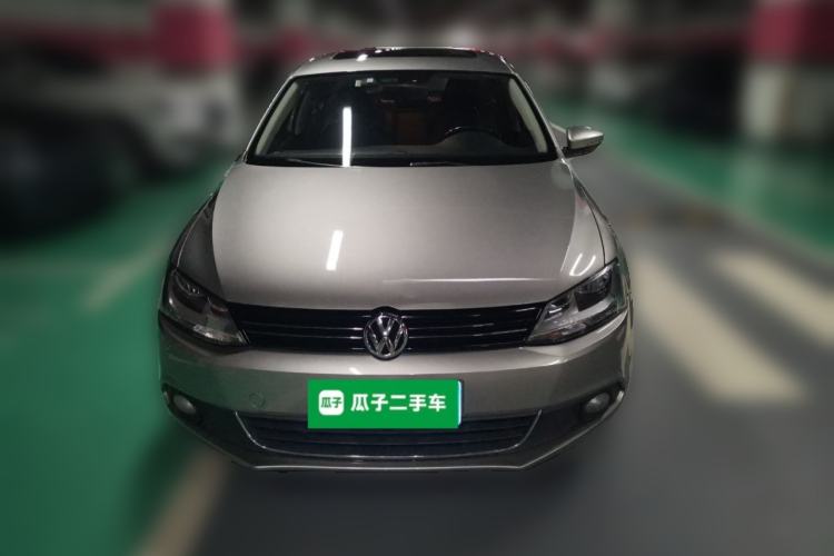 Used Volkswagen Sagitar 2014 Revised Version 1.6L Automatic Comfort Edition Front