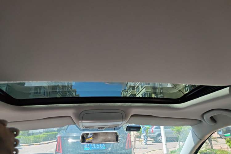 Used Volkswagen Sagitar 2014 1.6L Automatic Comfort Model Headliner