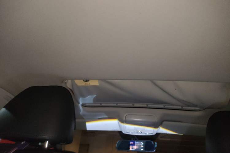 Used Volkswagen Sagitar 2014 1.6L Automatic Fashion Model Headliner