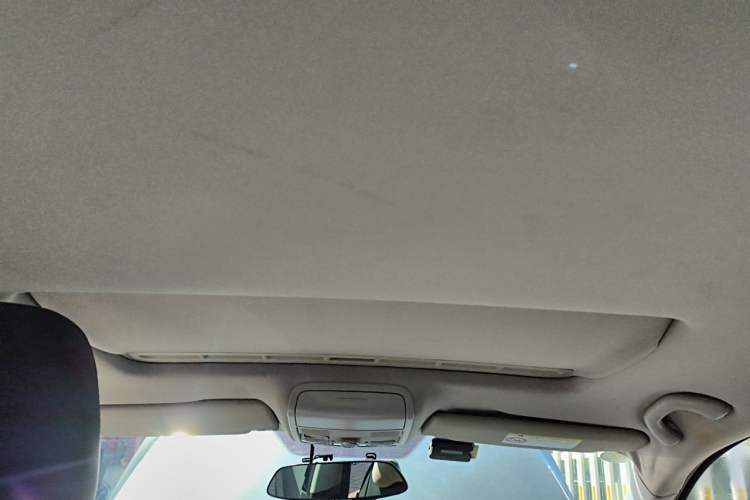 Used Volkswagen Sagitar 2014 Revised Version 1.6L Automatic Comfort Edition Headliner