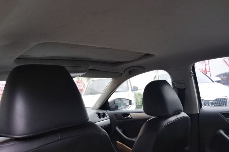 Used Volkswagen Sagitar 2014 1.4TSI Automatic Luxury Model Headliner