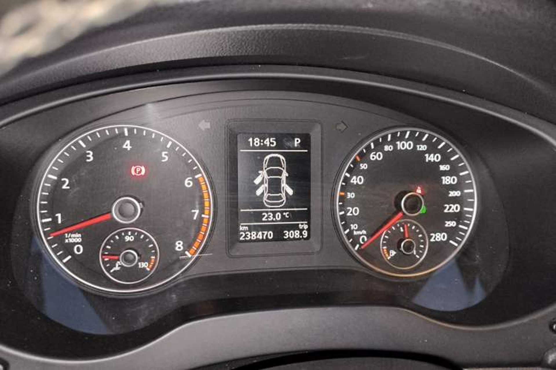 Used Volkswagen Sagitar 2014 Revised Version 1.4TSI Automatic Luxury Edition Instrument Cluster