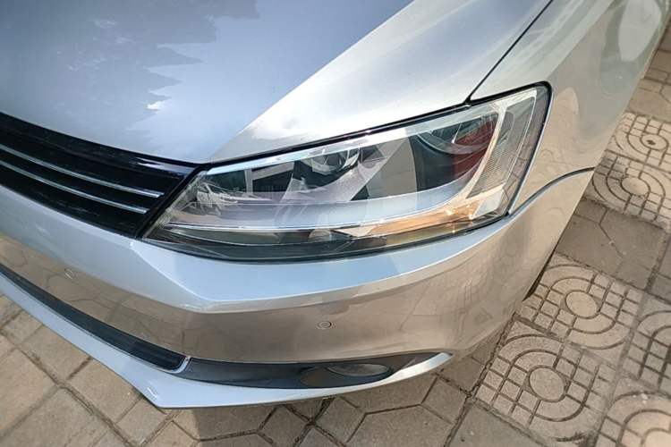 Used Volkswagen Sagitar 2014 1.4TSI BlueMotion Edition Left Front Headlight