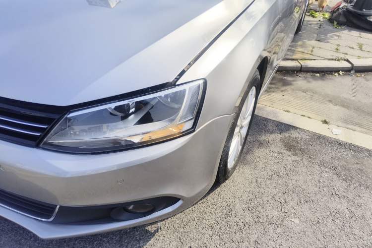 Used Volkswagen Sagitar 2014 Revised Version 1.4TSI Automatic Luxury Edition Left Front Headlight