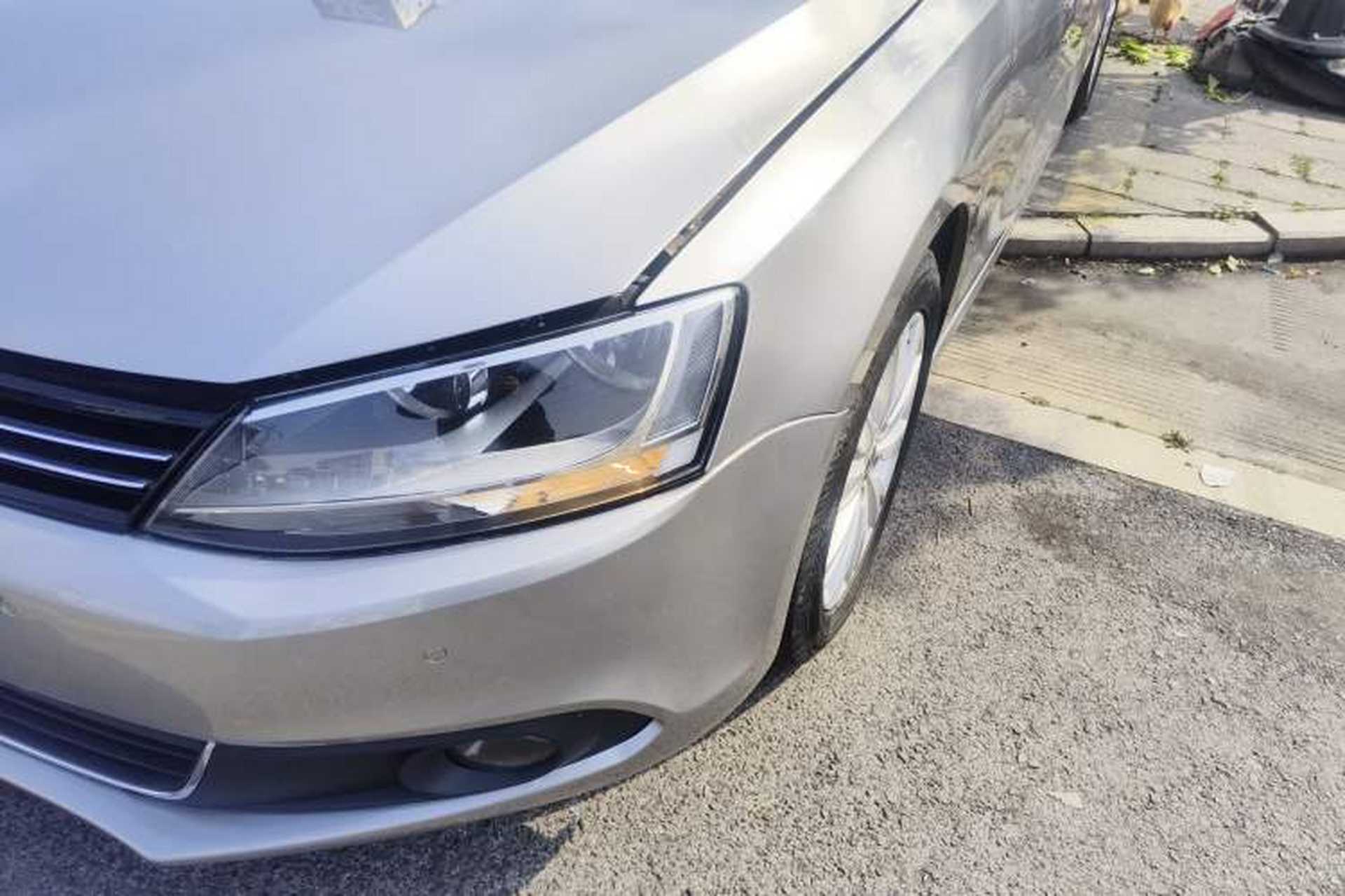 Used Volkswagen Sagitar 2014 Revised Version 1.4TSI Automatic Luxury Edition Left Front Headlight
