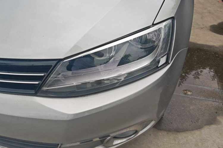 Used Volkswagen Sagitar 2014 Revised Version 1.6L Automatic Comfort Edition Left Front Headlight