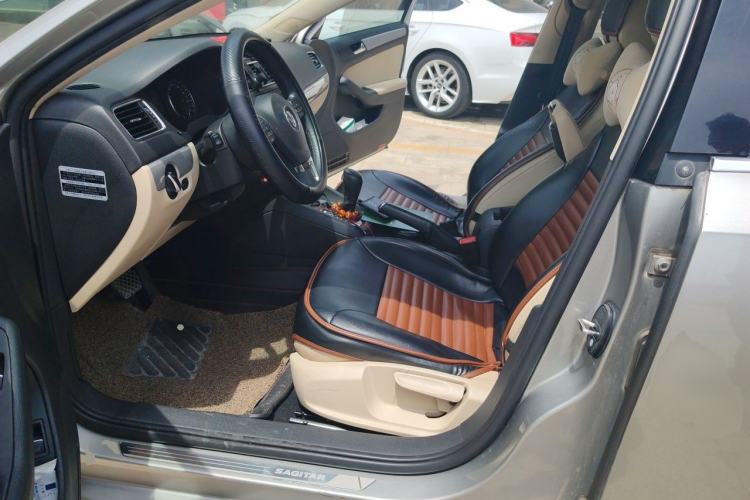 Used Volkswagen Sagitar 2014 Revised Version 1.4TSI Automatic Luxury Edition Left Front Seat