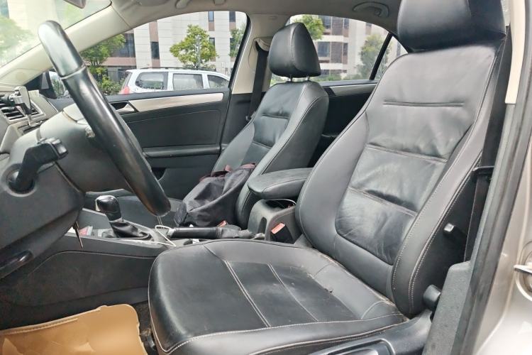 Used Volkswagen Sagitar 2014 Revised Version 1.4TSI Automatic Luxury Edition Left Front Seat