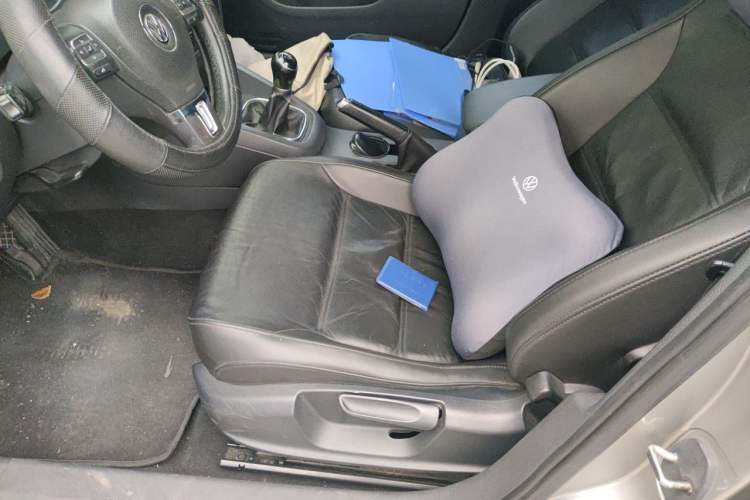 Used Volkswagen Sagitar 2014 1.4TSI Manual Luxury Model Left Front Seat