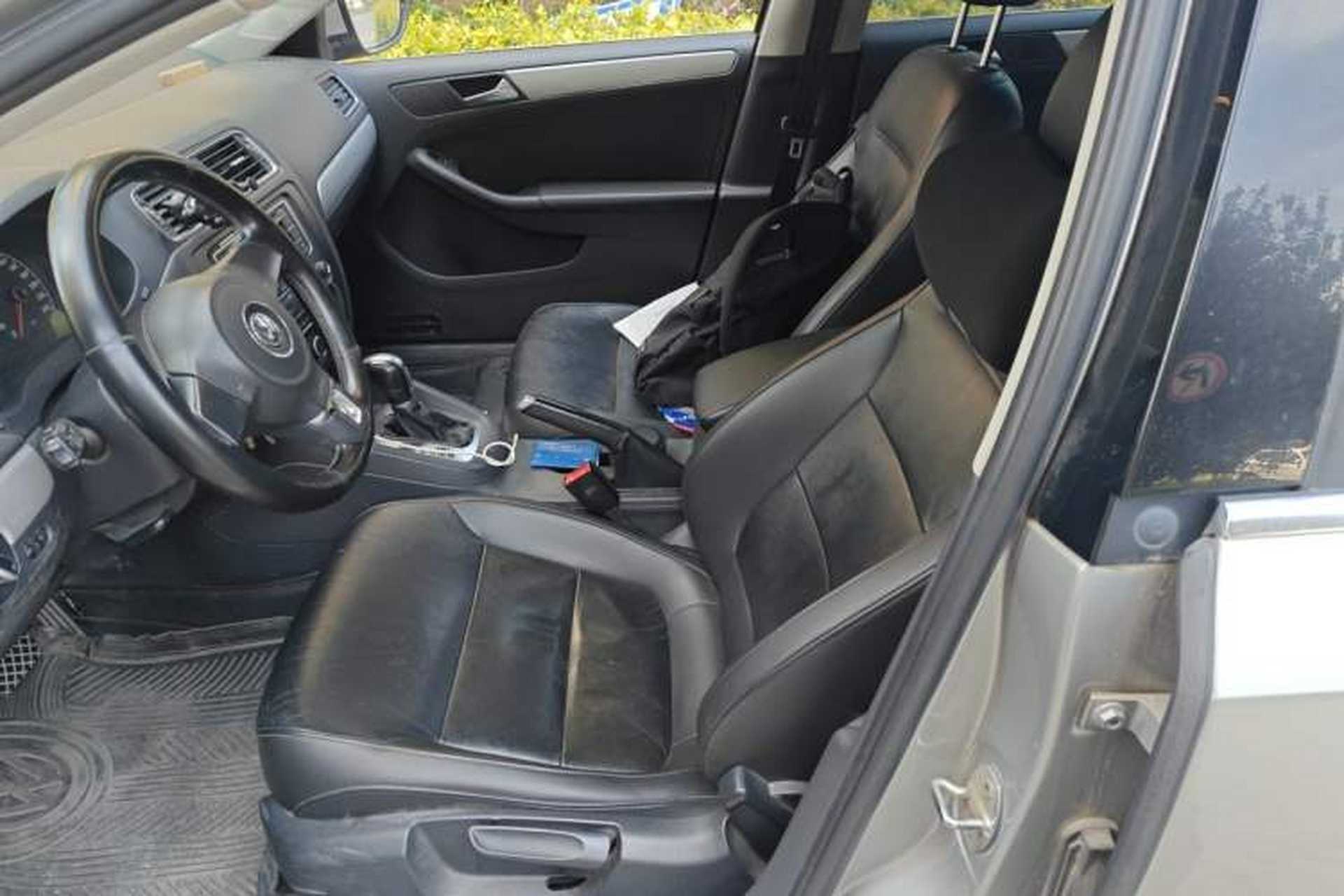 Used Volkswagen Sagitar 2014 Revised Version 1.6L Automatic Comfort Edition Left Front Seat