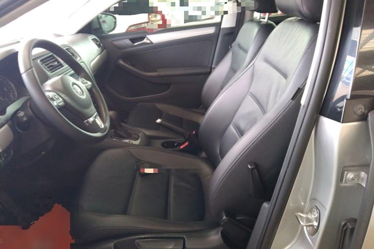 Used Volkswagen Sagitar 2014 Revised Version 1.4TSI Automatic Luxury Edition Left Front Seat