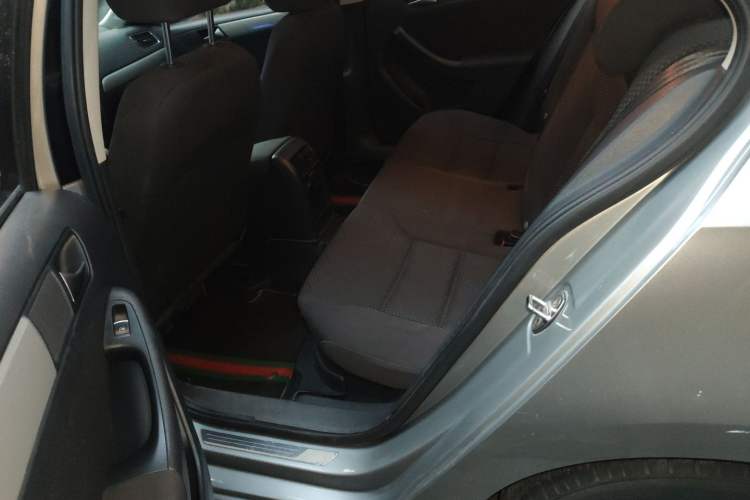 Used Volkswagen Sagitar 2014 Revised Version 1.6L Automatic Leading Edition Left Rear Seat