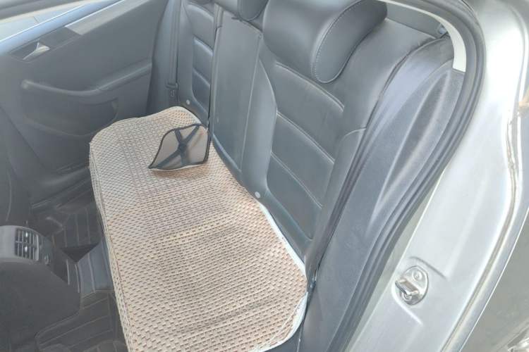 Used Volkswagen Sagitar 2014 1.4TSI Manual Luxury Model Left Rear Seat