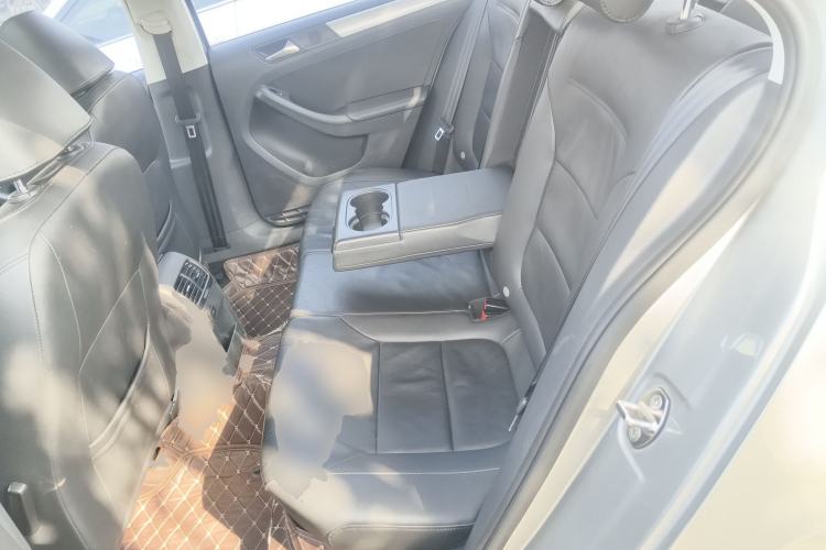 Used Volkswagen Sagitar 2014 Revised Version 1.4TSI Automatic Luxury Edition Left Rear Seat
