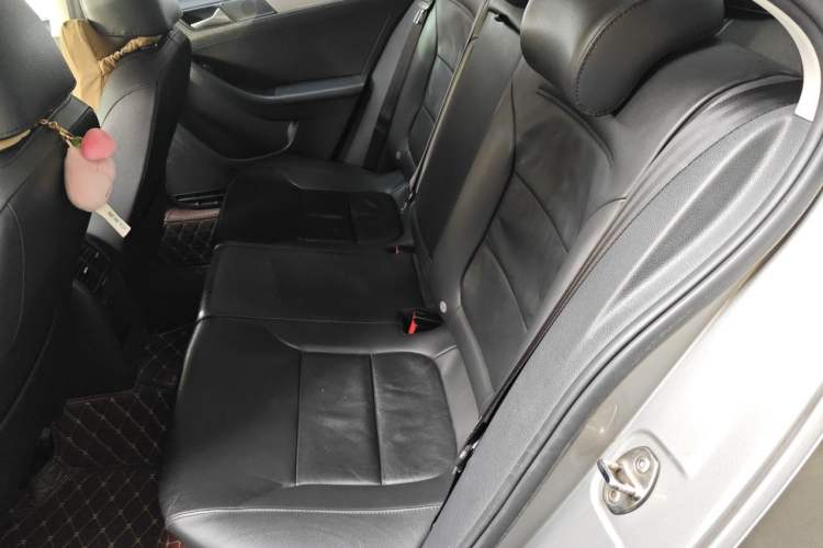 Used Volkswagen Sagitar 2014 Revised Version 1.4TSI Automatic Luxury Edition Left Rear Seat
