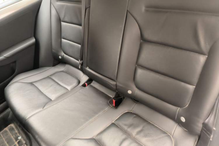 Used Volkswagen Sagitar 2014 Revised Version 1.4TSI Automatic Elite Edition Left Rear Seat