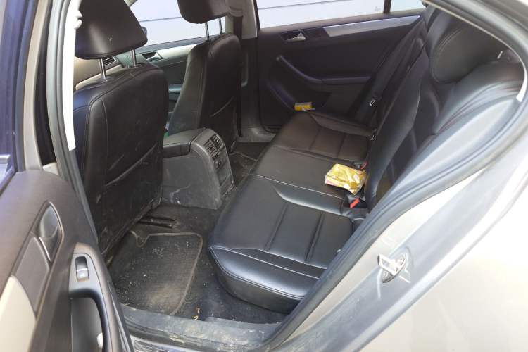 Used Volkswagen Sagitar 2014 1.6L Automatic Comfort Model Left Rear Seat