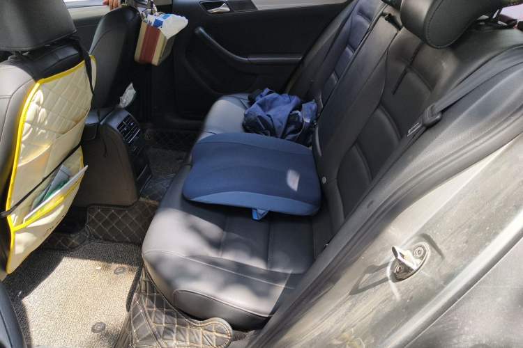 Used Volkswagen Sagitar 2014 1.4TSI Manual Luxury Model Left Rear Seat