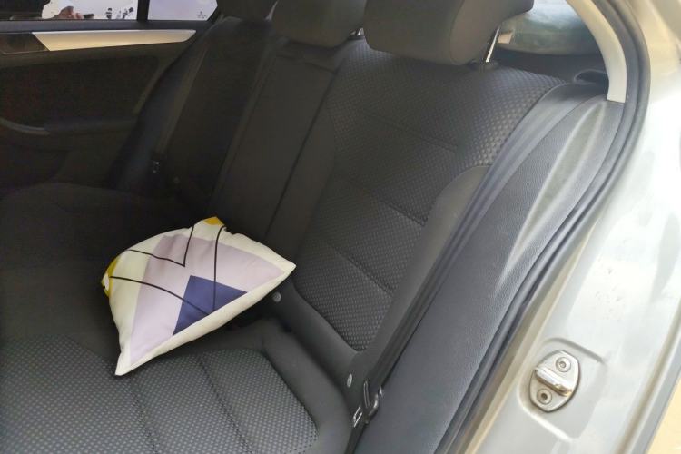 Used Volkswagen Sagitar 2014 Revised Version 1.6L Automatic Leading Edition Left Rear Seat