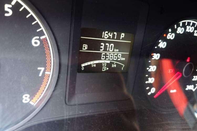 Used Volkswagen Sagitar 2014 1.6L Automatic Comfort Model Odometer Close Up