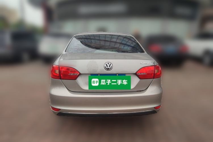 Used Volkswagen Sagitar 2014 1.6L Manual Comfort Model Rear
