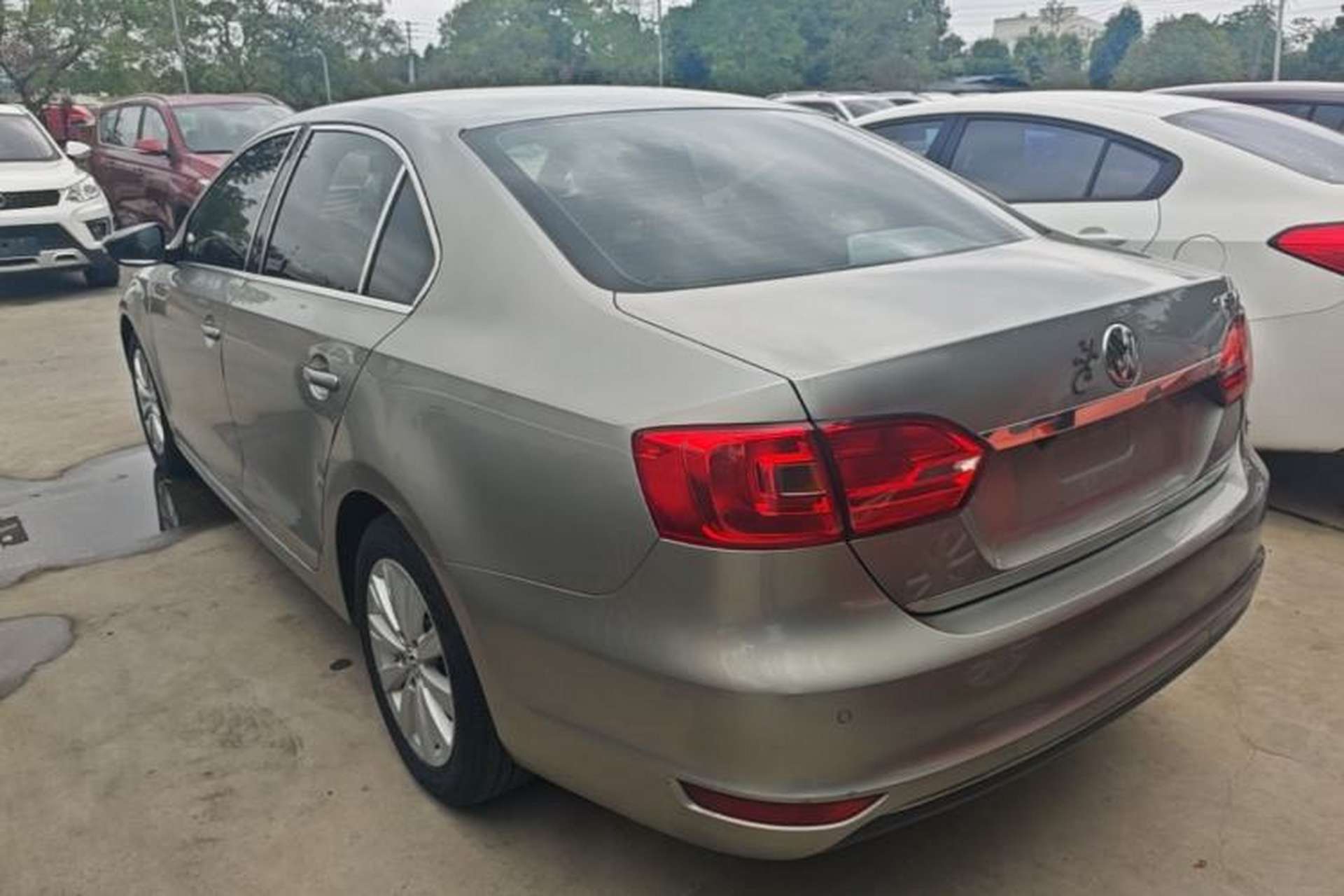 Used Volkswagen Sagitar 2014 Revised Version 1.6L Automatic Comfort Edition Rear Left 45 Deg