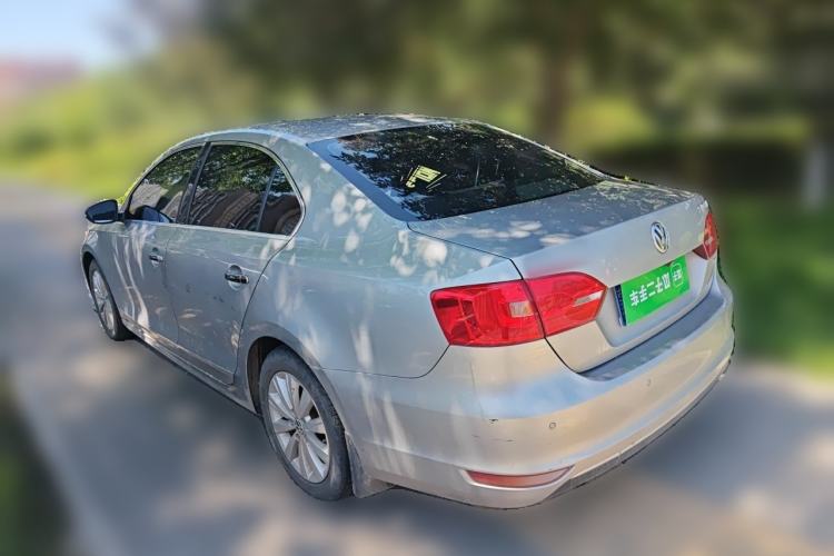 Used Volkswagen Sagitar 2014 1.4TSI Manual Luxury Model Rear Left 45 Deg