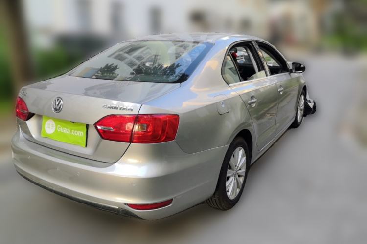 Used Volkswagen Sagitar 2014 1.6L Automatic Comfort Model Rear Right 45 Deg