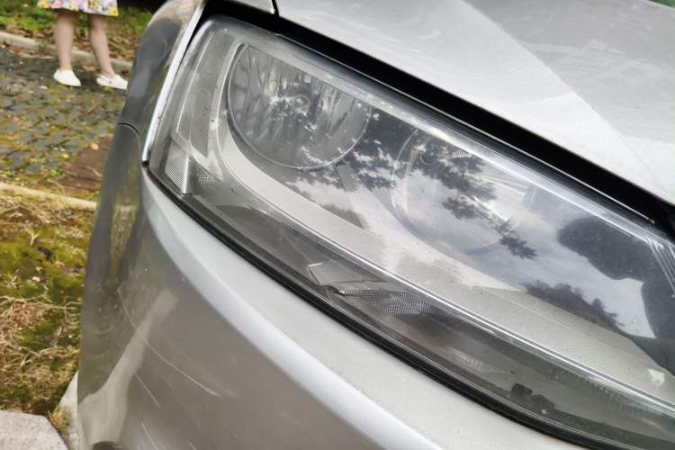 Used Volkswagen Sagitar 2014 1.6L Automatic Comfort Model Right Front Headlight