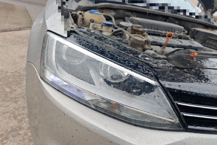 Used Volkswagen Sagitar 2014 Revised Version 1.6L Automatic Comfort Edition Right Front Headlight