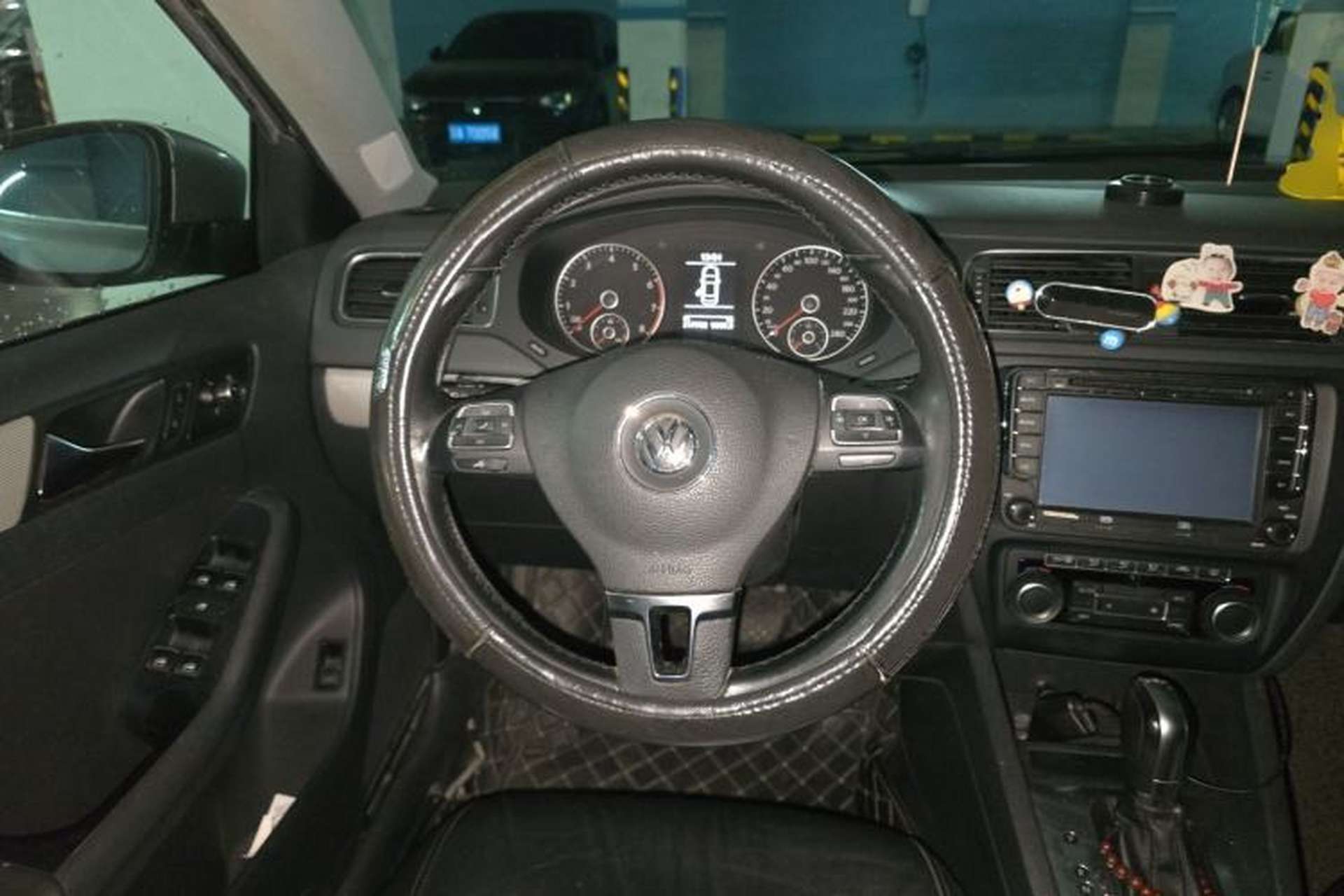 Used Volkswagen Sagitar 2014 1.4TSI Automatic Luxury Model Steering Wheel