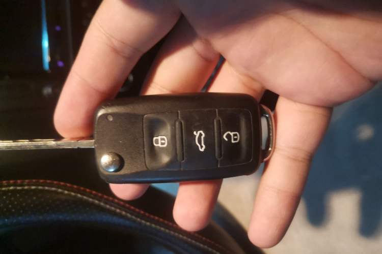 Used Volkswagen Sagitar 2014 1.4TSI Manual Luxury Model Vehicle Key