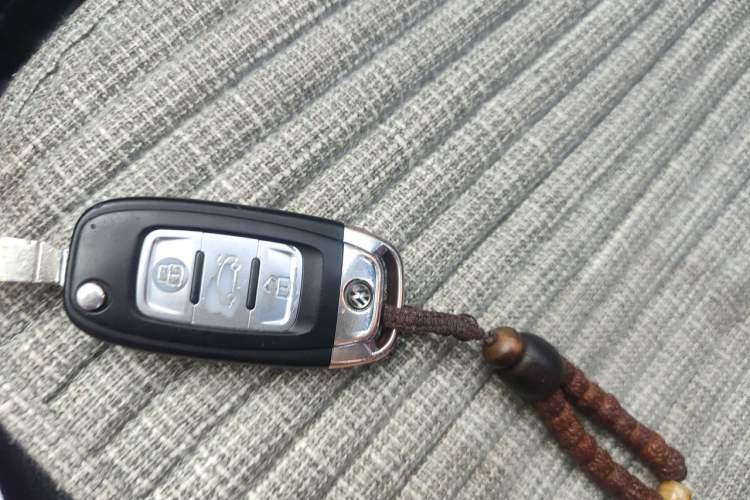 Used Volkswagen Sagitar 2014 1.6L Manual Comfort Model Vehicle Key