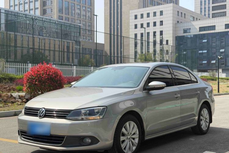 Used Volkswagen Sagitar 2014 Revised Version 1.6L Automatic Comfort Edition Guazi used car, China used car export, Used car for sale, Used  cars, Cheapest cars for sale