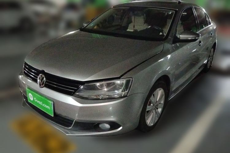 Used Volkswagen Sagitar 2014 1.4TSI Automatic Luxury Model Guazi used car, China used car export, Used car for sale, Used  cars, Cheapest cars for sale