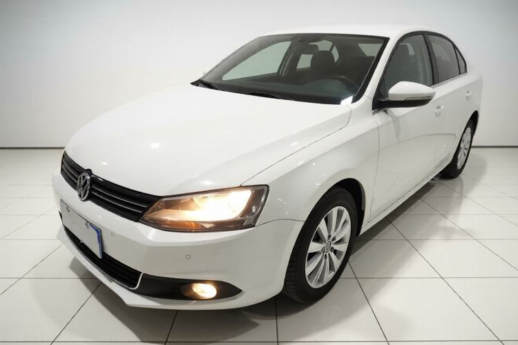 Used Volkswagen Sagitar 2014 Revised Version 1.4TSI Manual Luxury Edition Guazi used car, China used car export, Used car for sale, Used  cars, Cheapest cars for sale