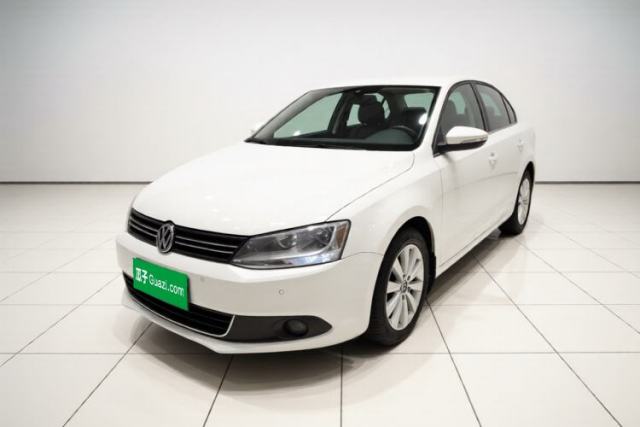 Volkswagen Sagitar 2014 Revised Version 1.4TSI Manual Luxury Edition usado
