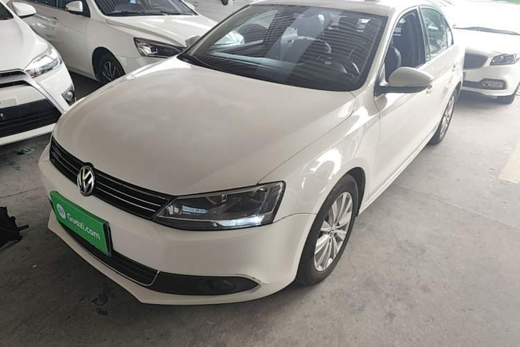 Used Volkswagen Sagitar 2014 Revised Version 1.6L Automatic Comfort Edition Guazi used car, China used car export, Used car for sale, Used  cars, Cheapest cars for sale