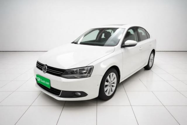 Ojetý Volkswagen Sagitar 2014 Revised Version 1.6L Manual Comfort Edition