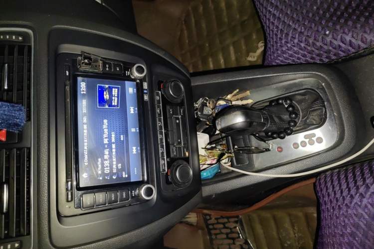 Used Volkswagen Sagitar 2014 Revised Version 1.4TSI Automatic Luxury Edition Audio And AC Panel